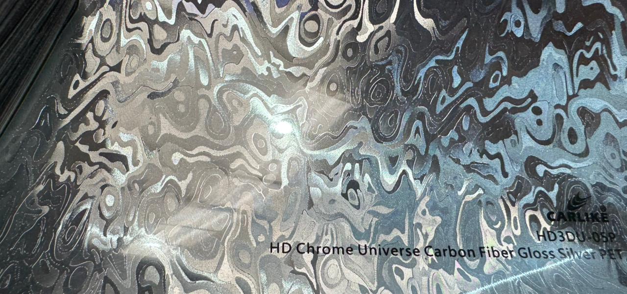 VINILO FIBRA DE CARBONO PLATA BRILLANTE PET (venta por metro)